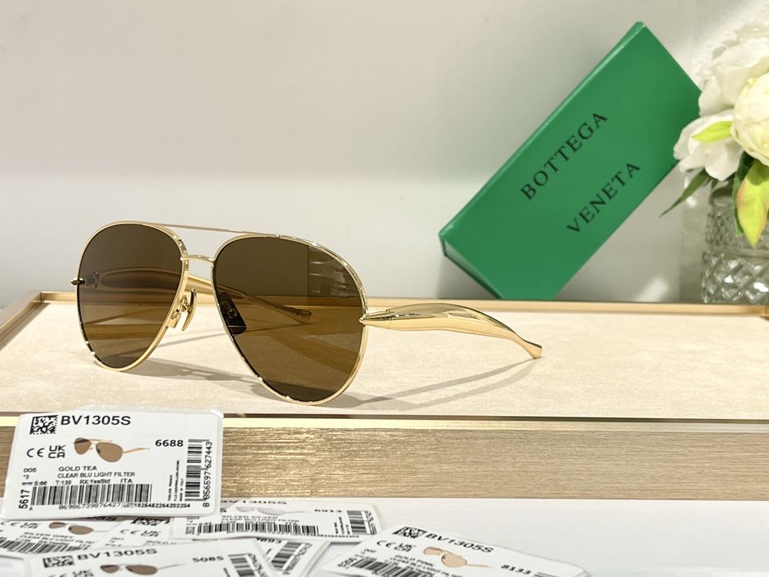 Bottega Veneta Sunglasses